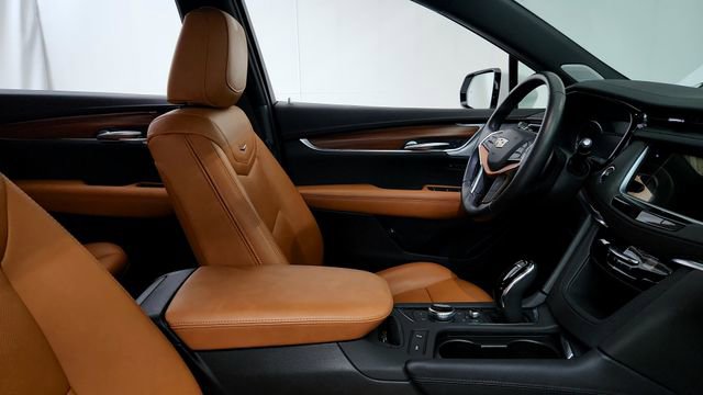 Certified 2023 Cadillac XT5 Premium Luxury image 24