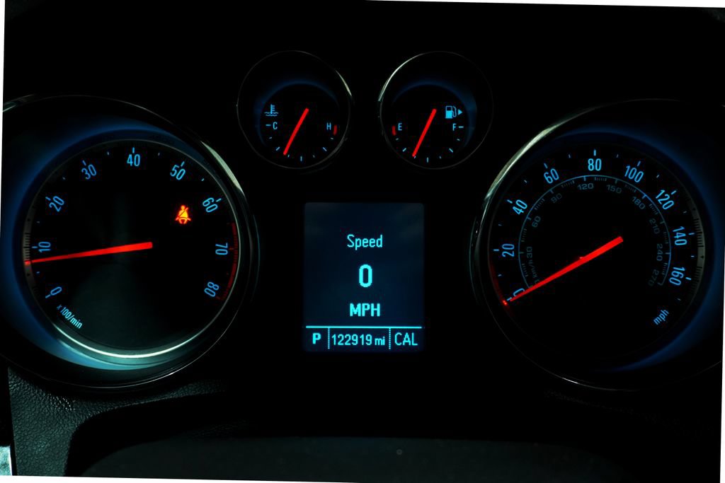 Used 2014 Buick Encore FWD image 23