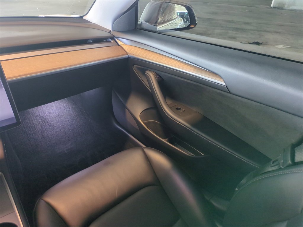 Used 2022 Tesla Model 3 Long Range image 18