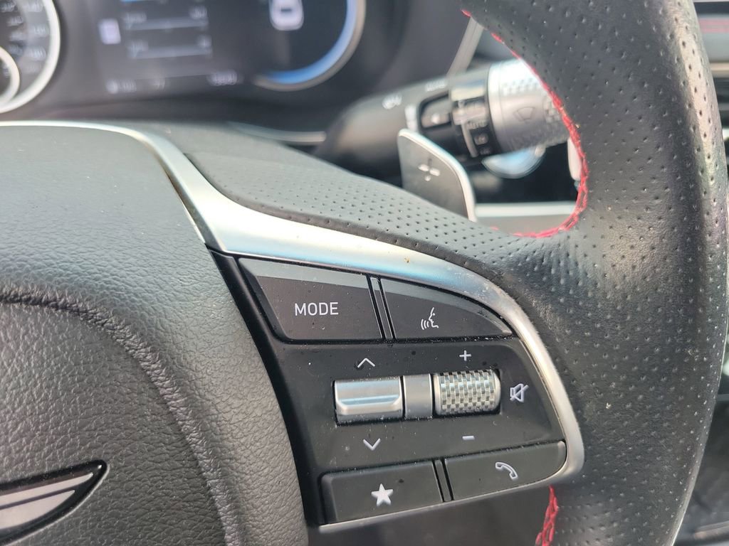 Used 2024 Genesis G70 3.3T Advanced image 27