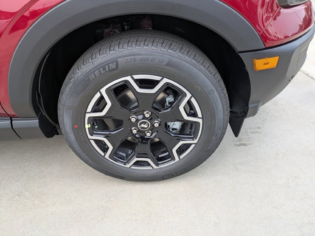 New 2026 Ford Bronco Sport Outer Banks w/ Outer Banks Tech Package+ AWD/4WD image 10