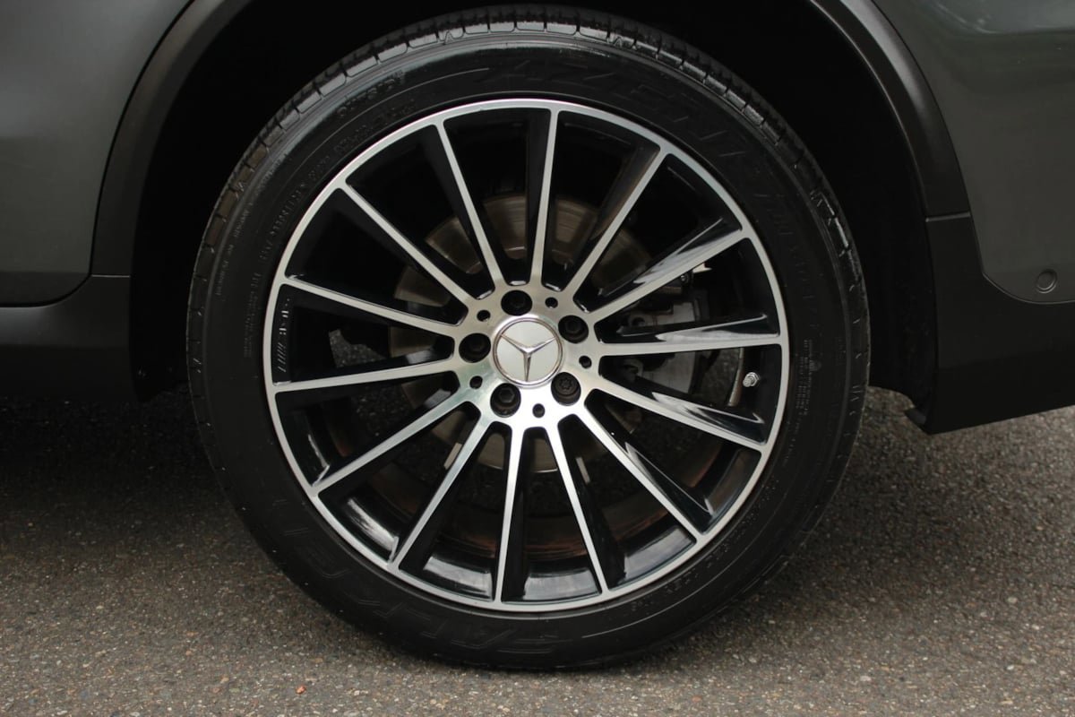 Used 2017 Mercedes-Benz GLC 43 AMG 4MATIC image 33