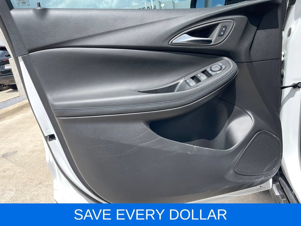 Used 2026 Buick Encore GX Sport Touring FWD image 10