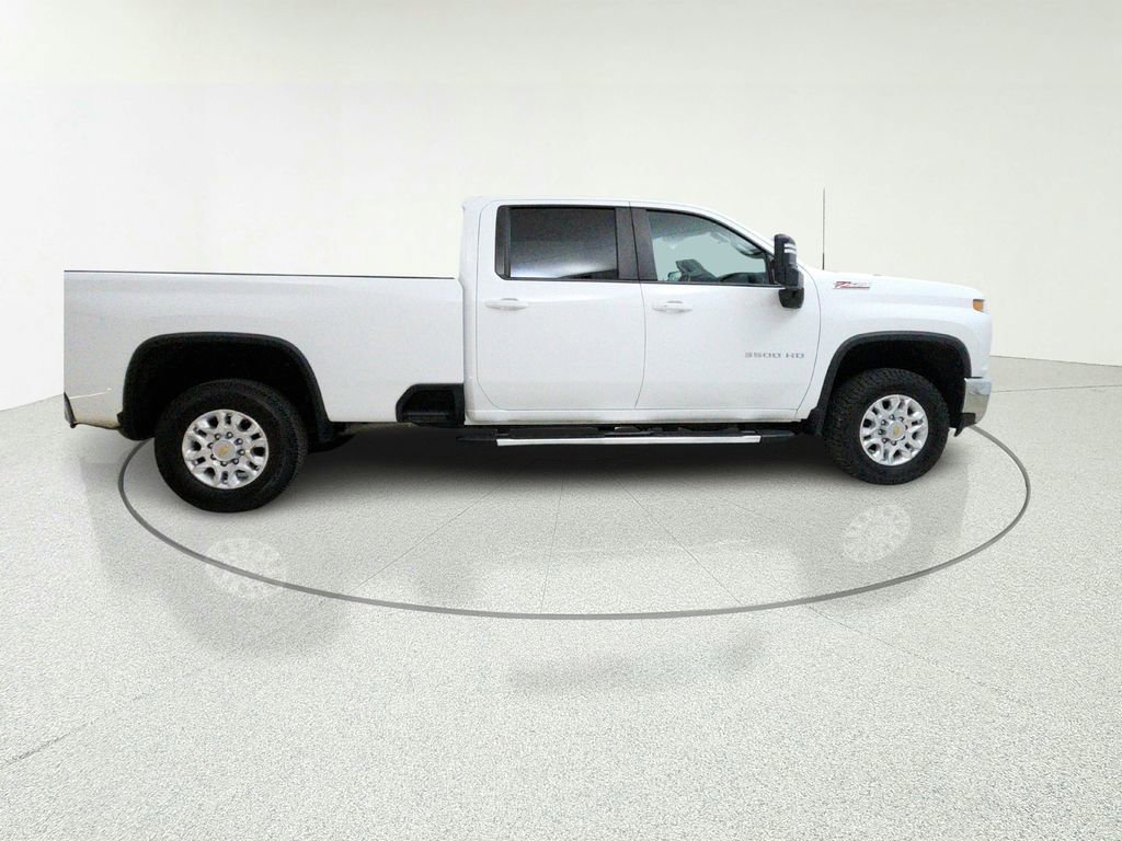 Used 2023 Chevrolet Silverado 3500 LT w/ True North Edition AWD/4WD image 7