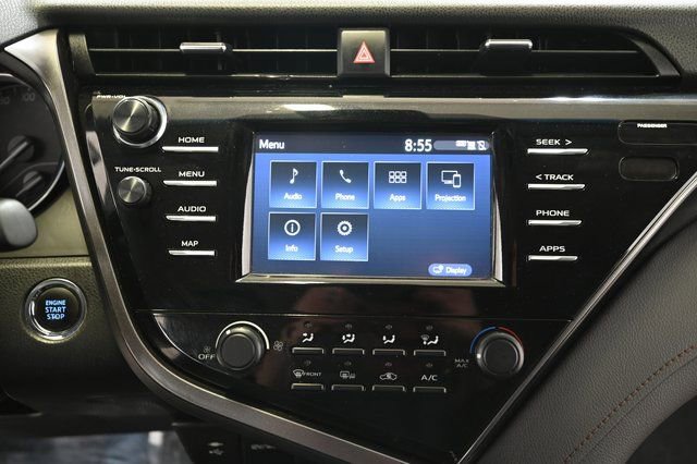 Used 2019 Toyota Camry LE w/ Convenience Package image 5