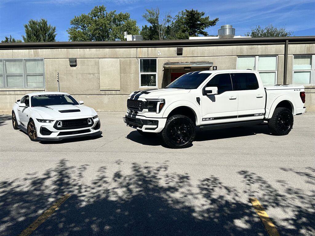 Used 2025 Ford F150 Lariat w/ Equipment Group 502A High AWD/4WD image 46