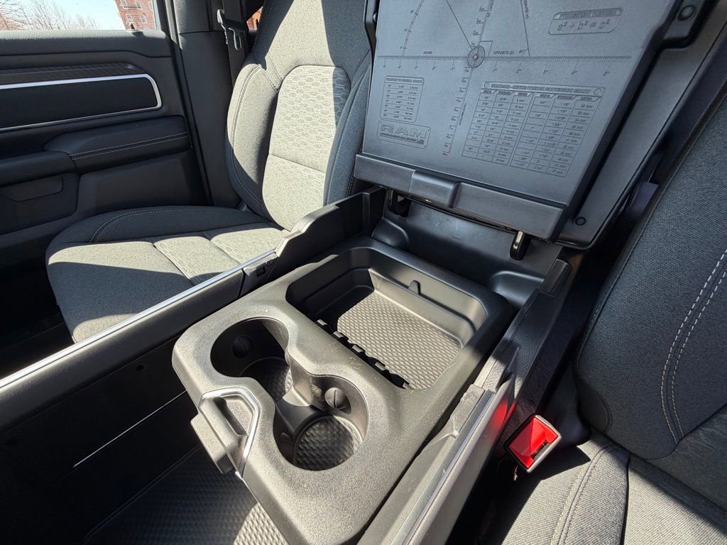 New 2026 RAM 1500 4x4 Crew Cab image 21