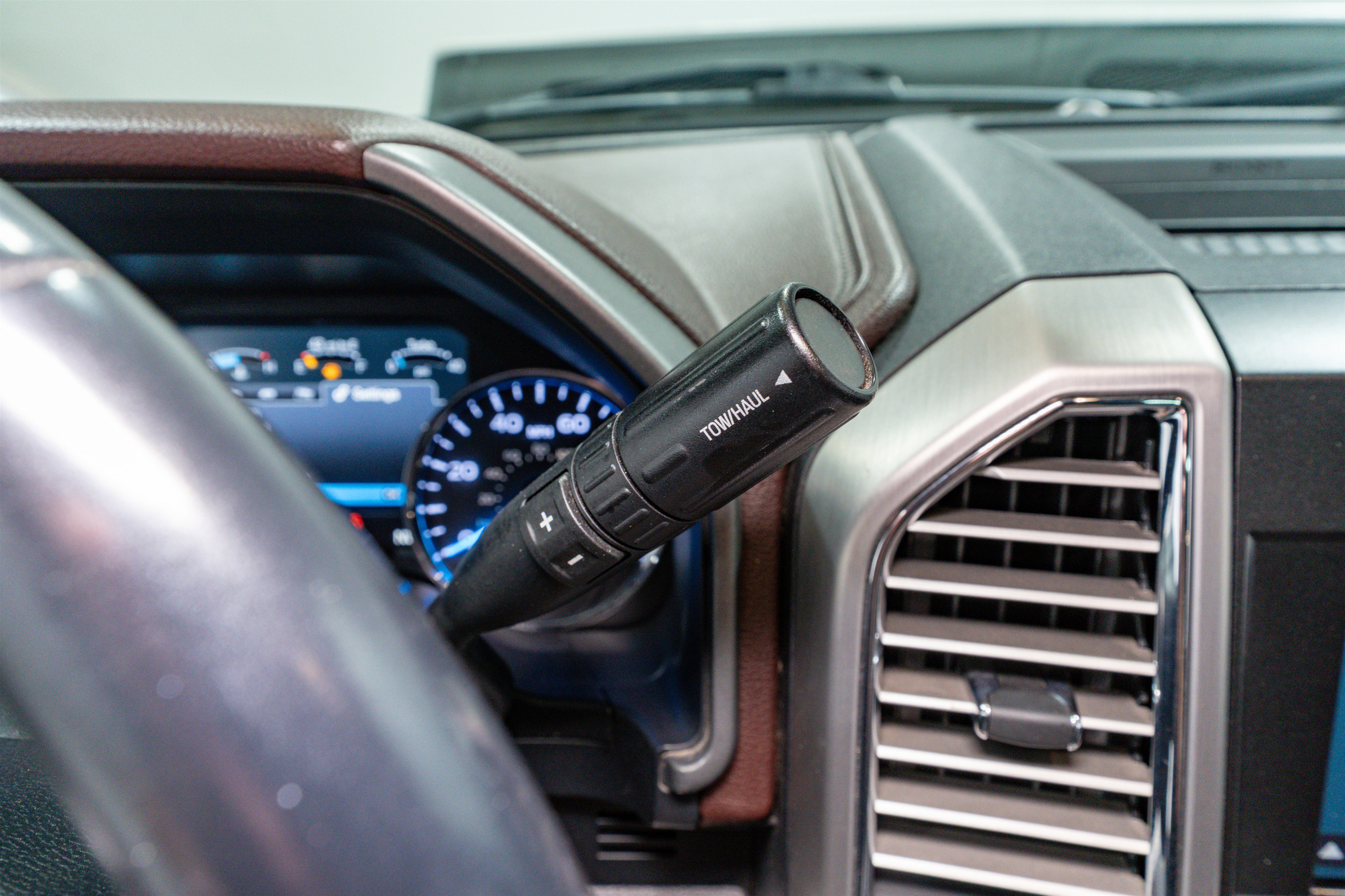 Used 2017 Ford F350 Platinum w/ Platinum Ultimate Package image 39