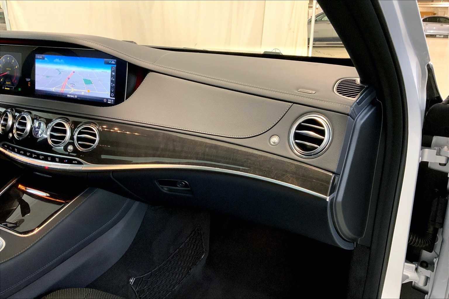 Used 2019 Mercedes-Benz S 450 4MATIC Sedan image 18