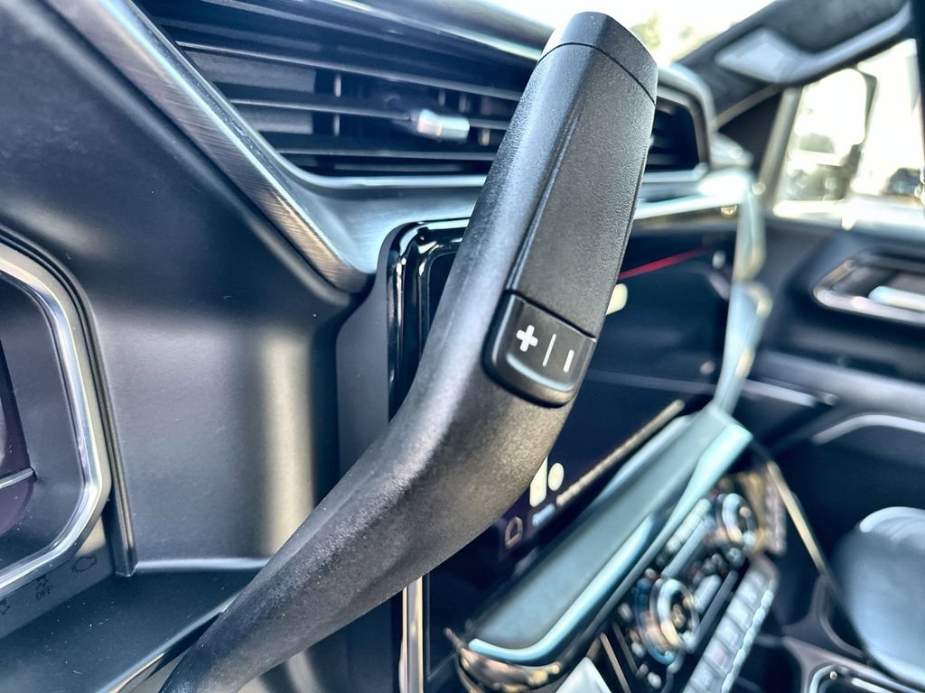 Used 2024 GMC Sierra 2500 AT4X image 26