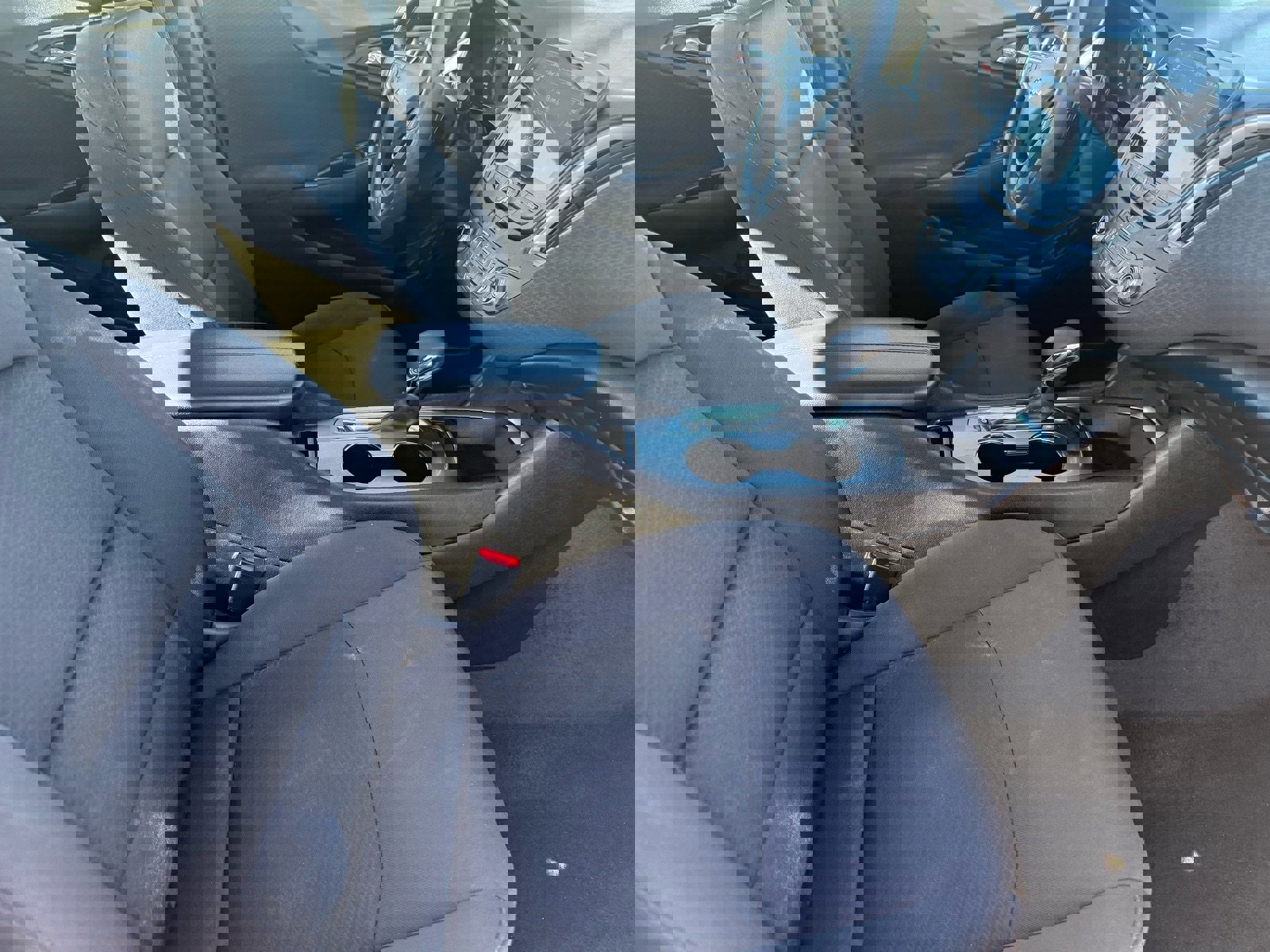 Used 2022 Chevrolet Malibu LT image 32