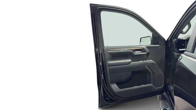 Used 2022 Chevrolet Silverado 1500 LT RWD image 11