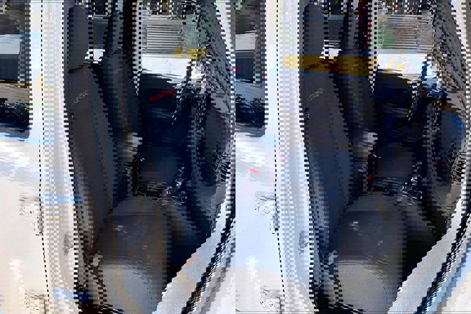 Used 2024 Jeep Wrangler Unlimited Rubicon image 8