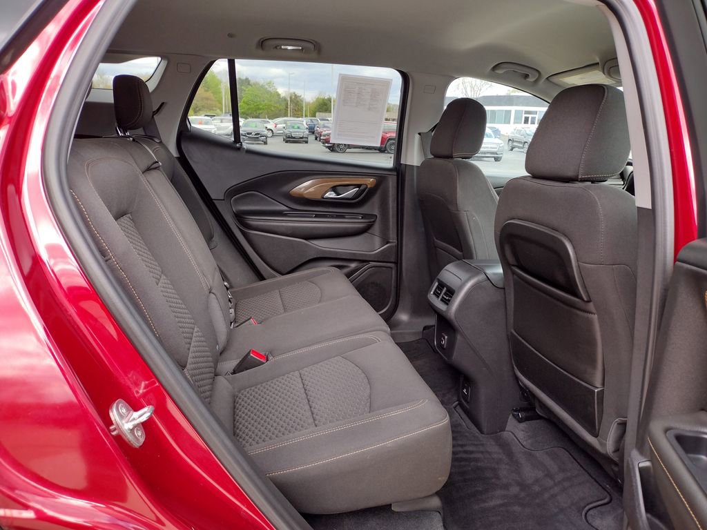 Used 2020 GMC Terrain SLE w/ Driver Convenience Package FWD image 9