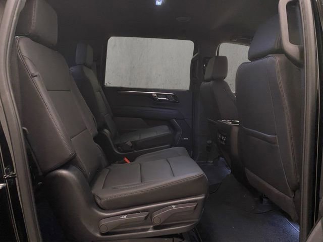 New 2026 Chevrolet Suburban LT w/ Comfort Package AWD/4WD image 27