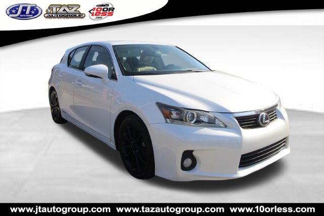 Used 2013 Lexus CT 200h w/ Premium Pkg w/Backup Camera