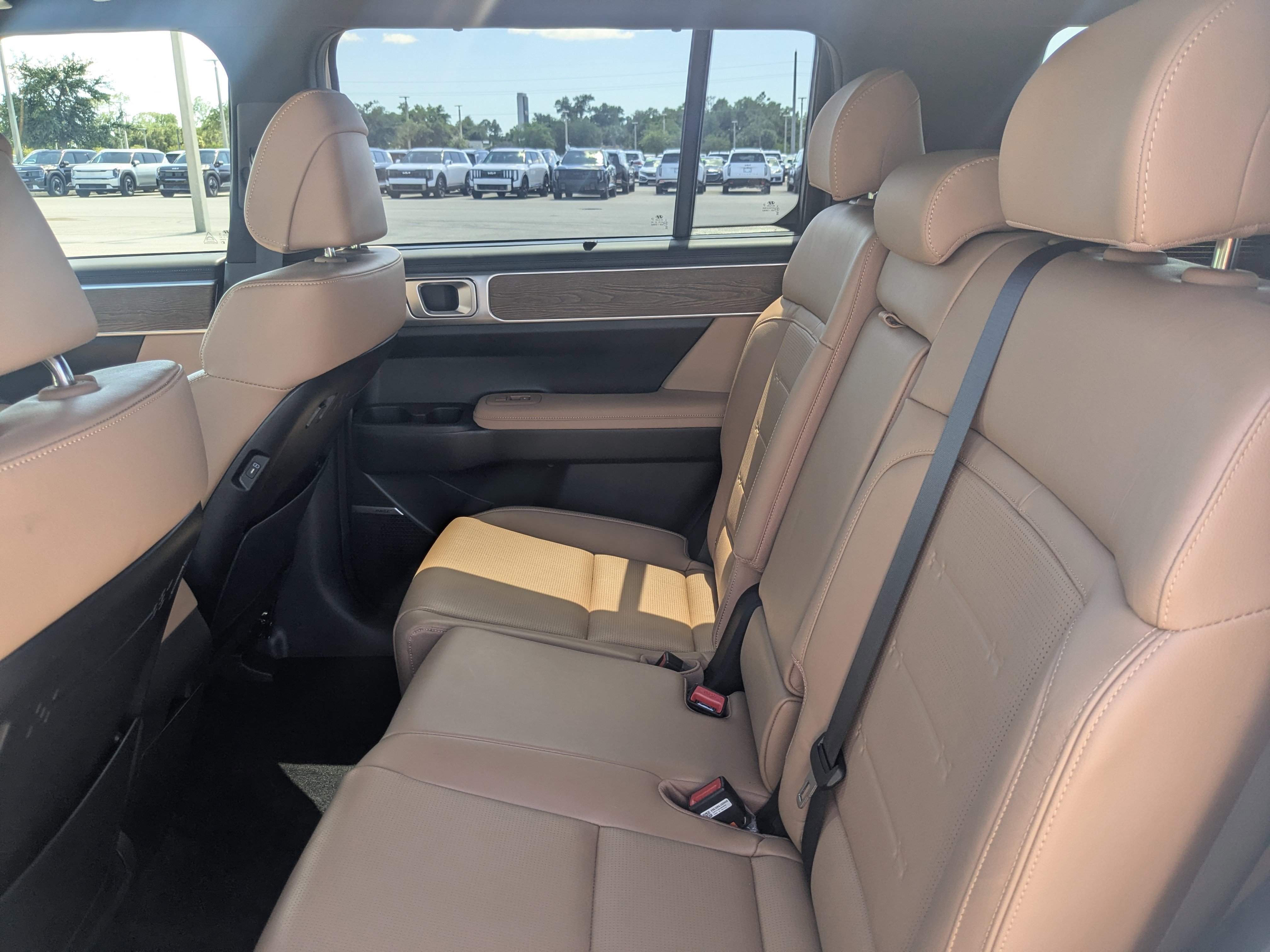 Used 2025 Hyundai Santa Fe Limited image 20