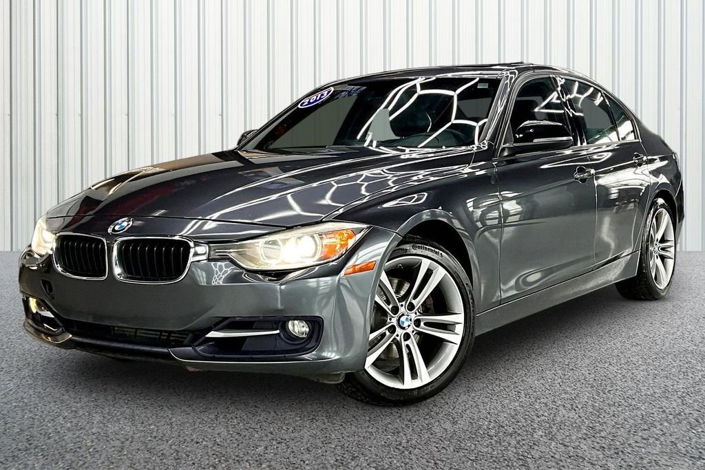 Used 2013 BMW 328i xDrive Sedan image 3
