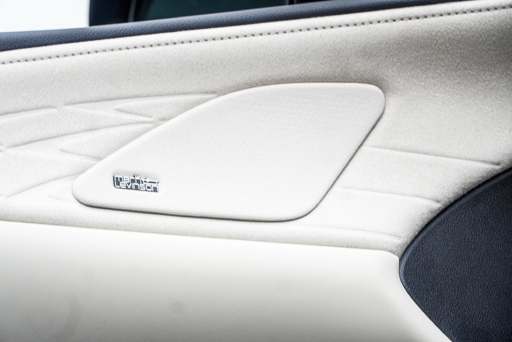 Used 2024 Lexus RX 350 FWD image 37