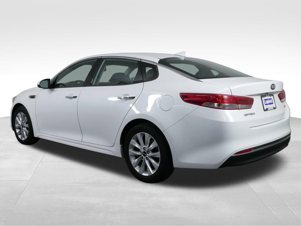 Used 2017 Kia Optima EX FWD image 8