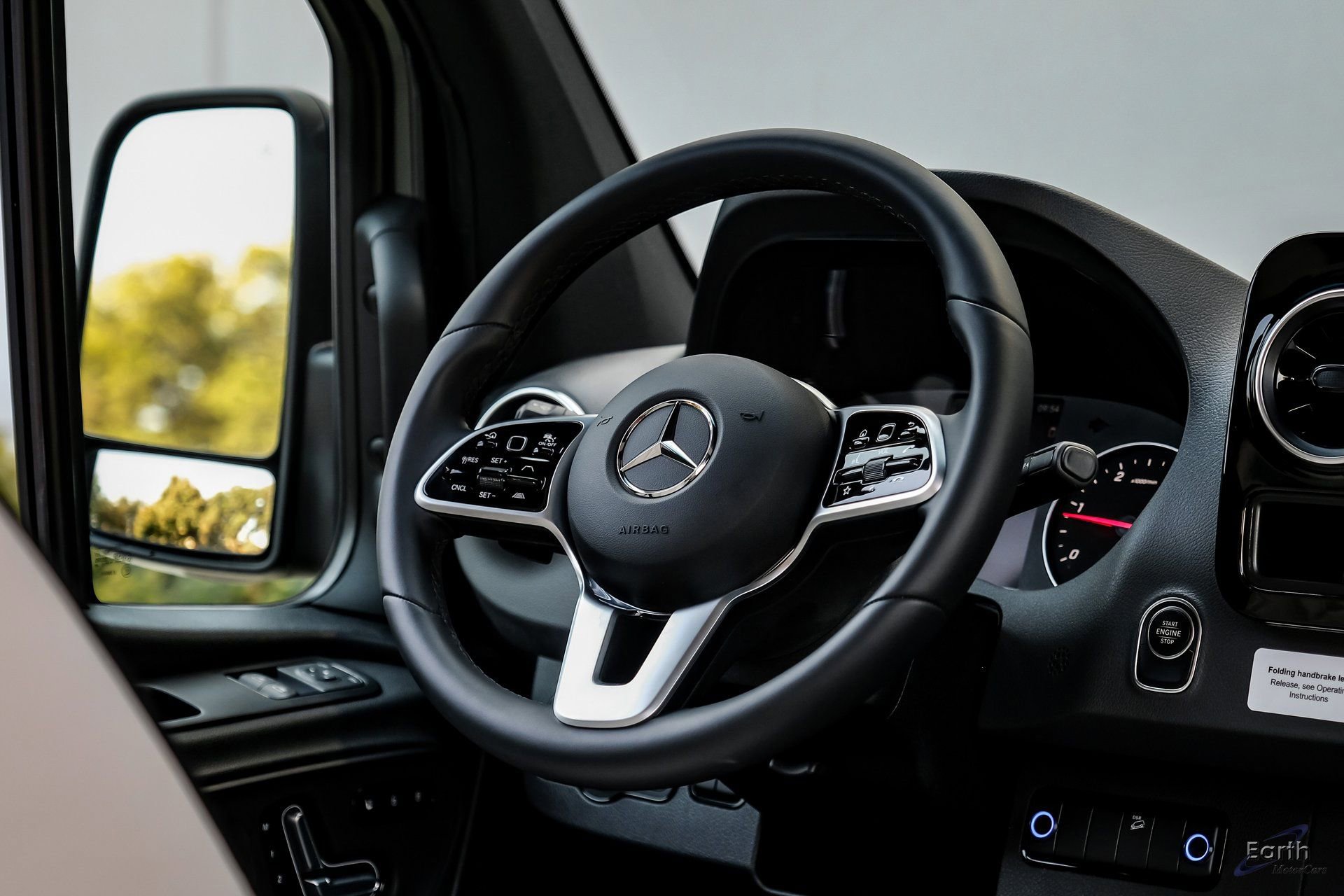 Used 2023 Mercedes-Benz Sprinter 3500 image 40