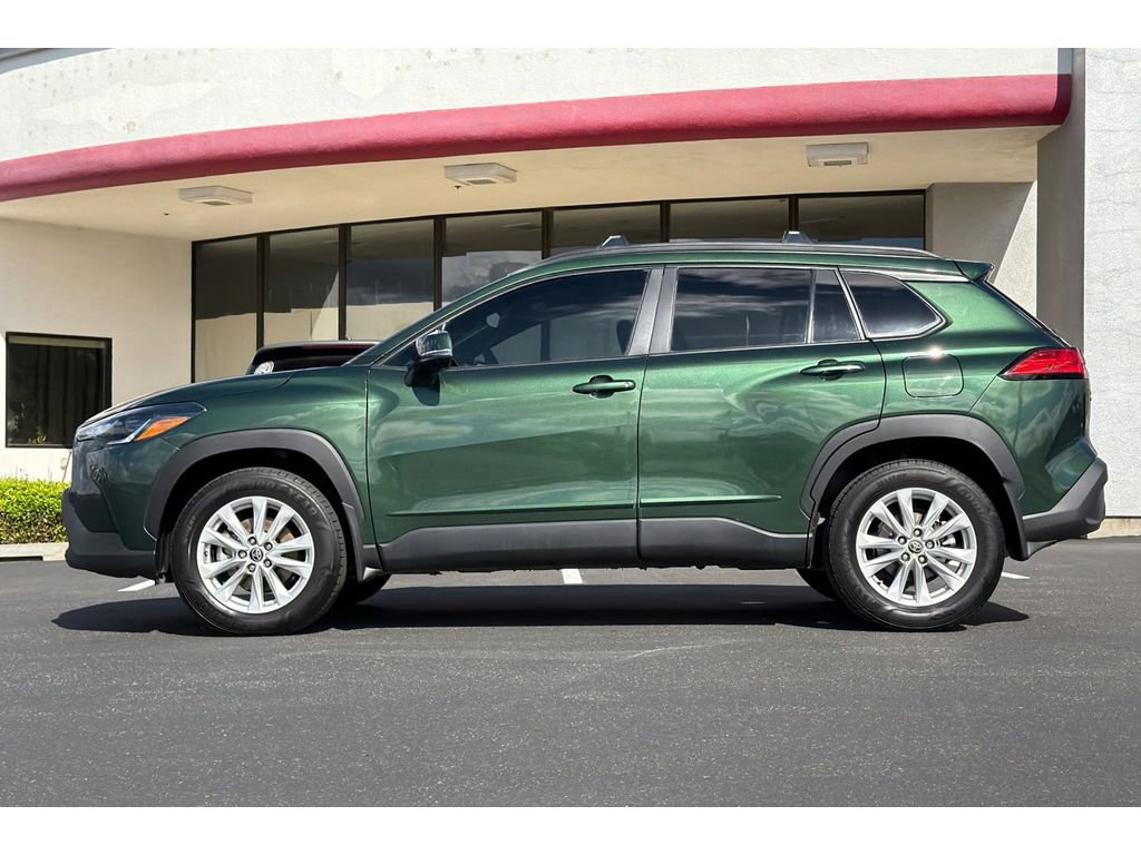 Used 2022 Toyota Corolla Cross LE AWD/4WD image 7