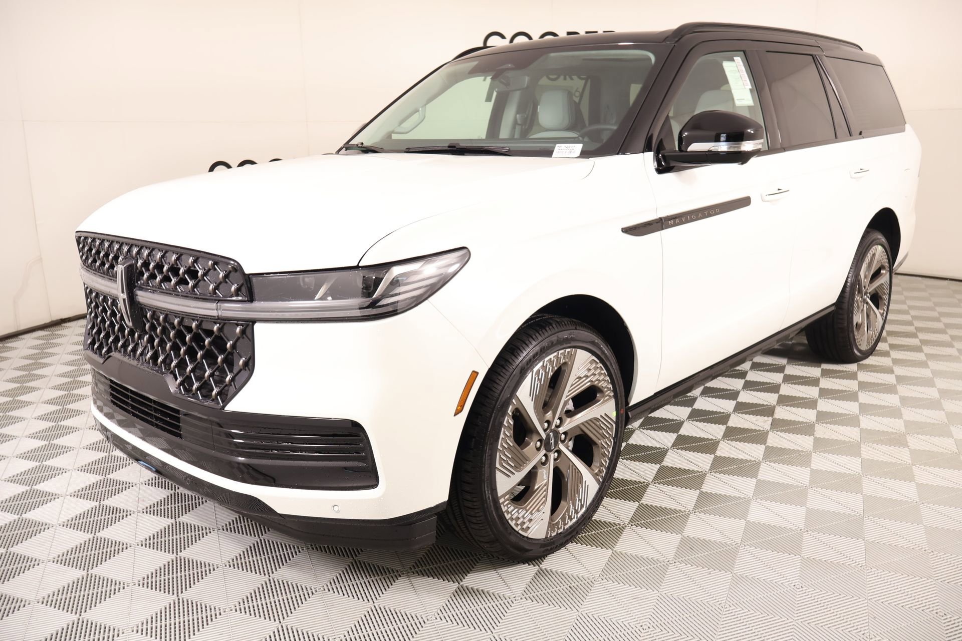 New 2026 Lincoln Navigator Black Label AWD/4WD image 11