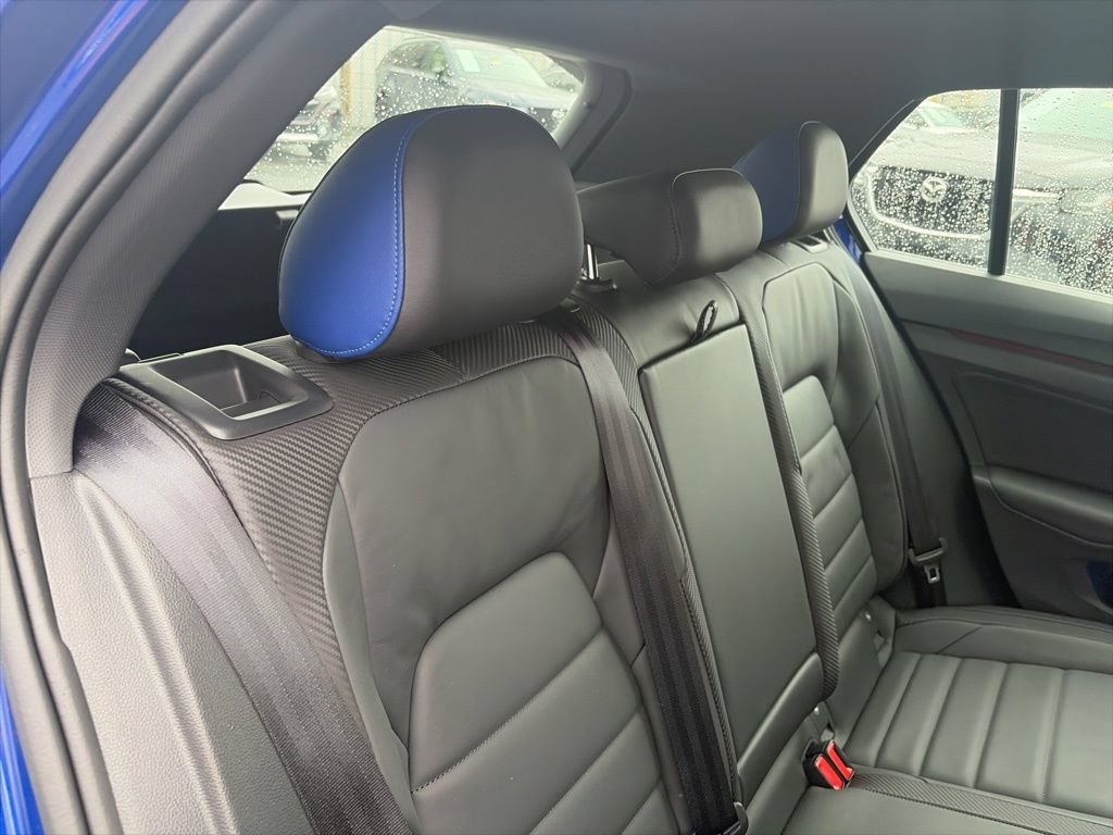 Used 2024 Volkswagen Golf R AWD/4WD image 29