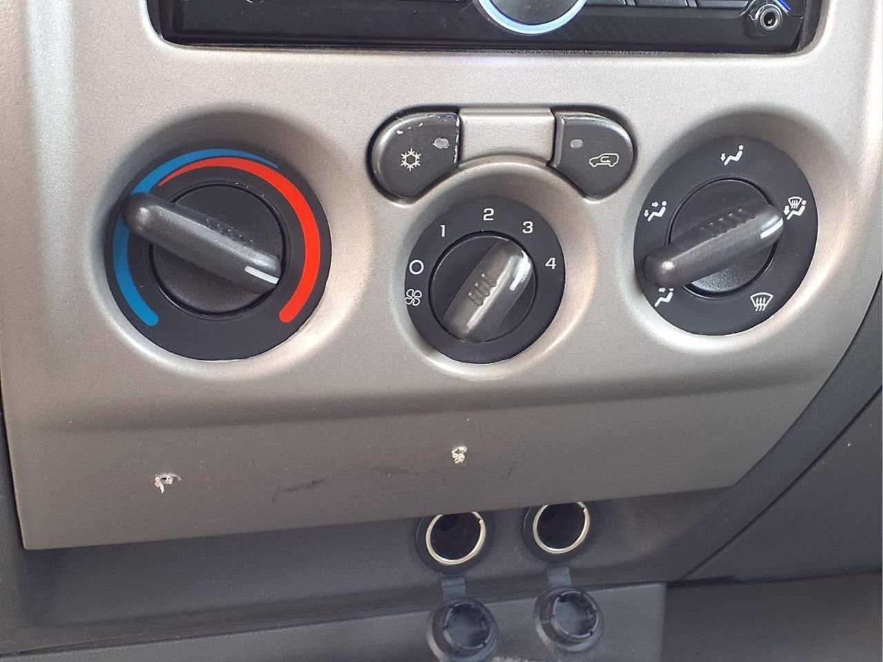 Used 2006 Chevrolet Colorado LT image 18