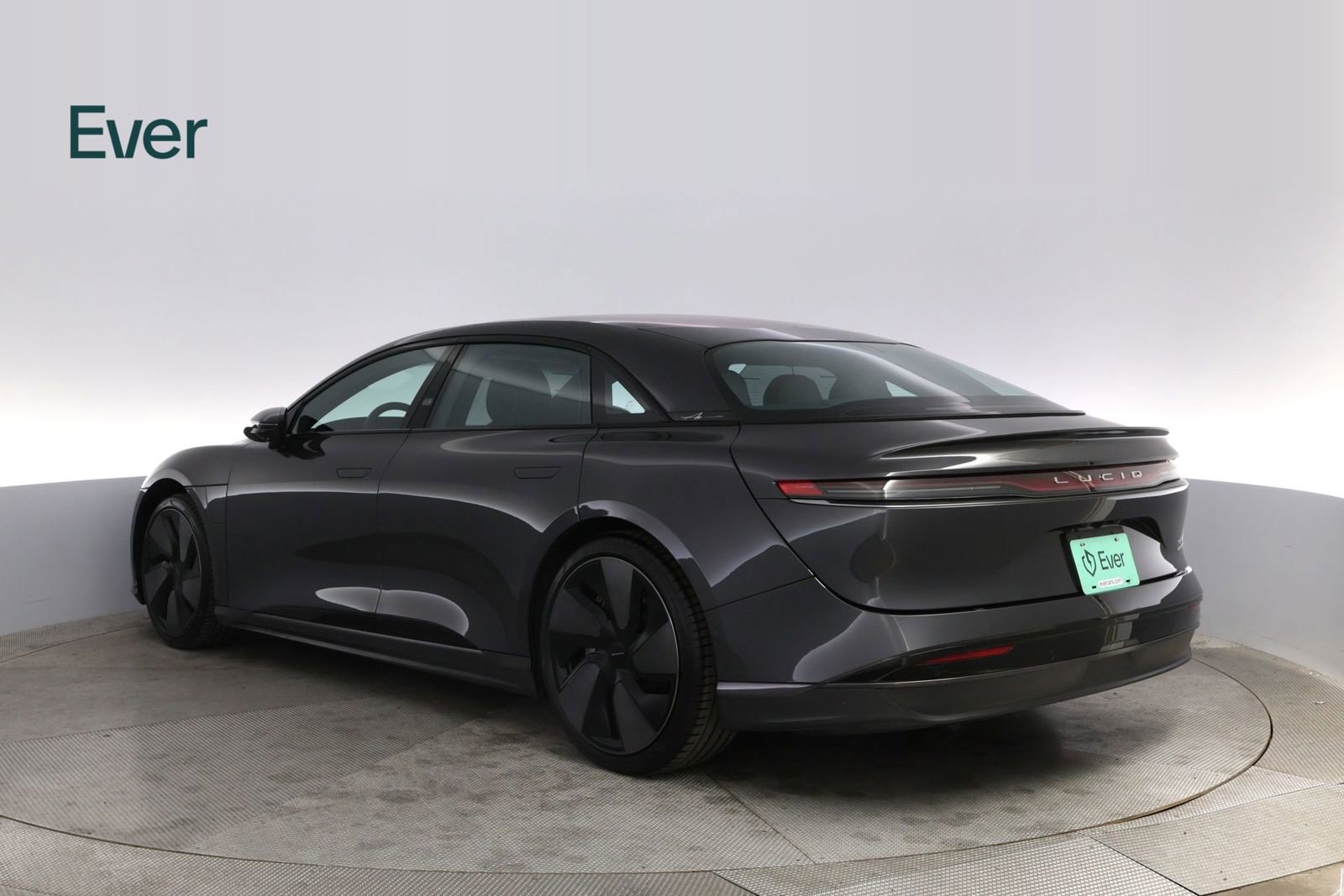 Used 2024 Lucid Air Touring image 17