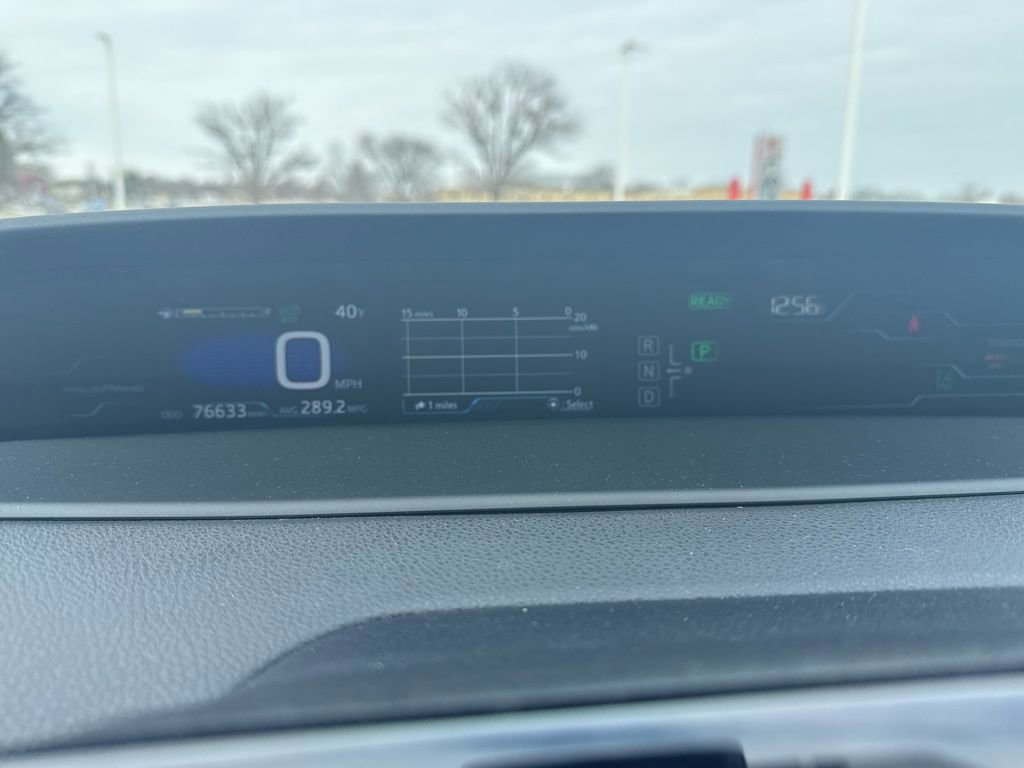 Used 2018 Toyota Prius Prime Plus image 12