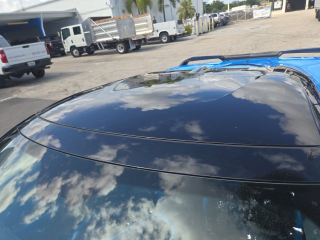 Used 2022 Chevrolet Corvette Stingray Premium Conv w/ Z51 Performance Package RWD image 20