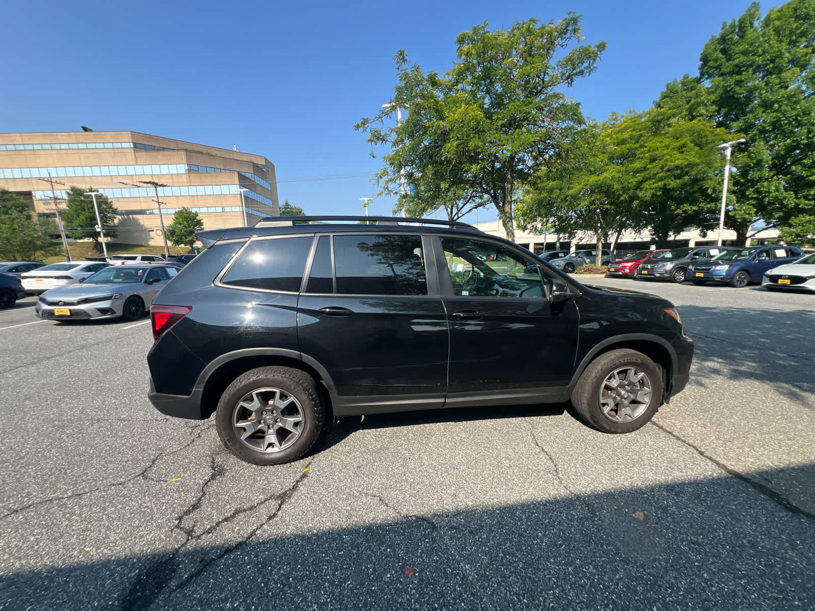 Used 2023 Honda Passport TrailSport image 26