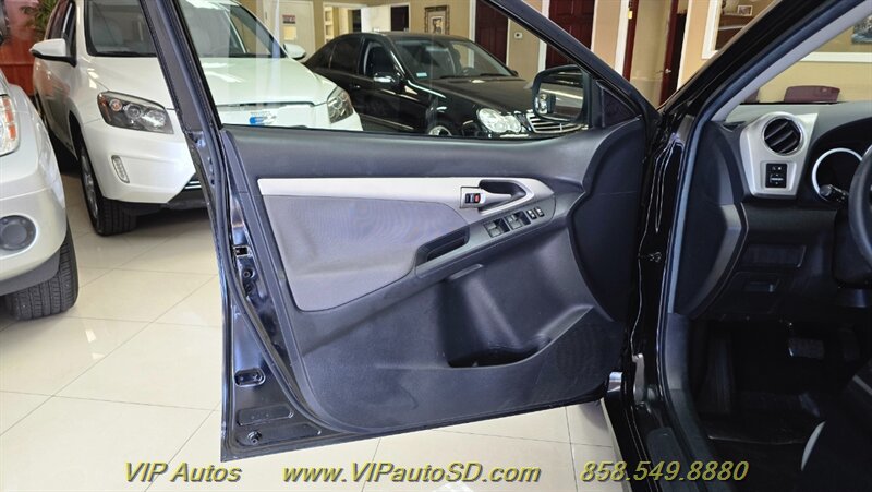 Used 2009 Toyota Matrix S FWD image 12