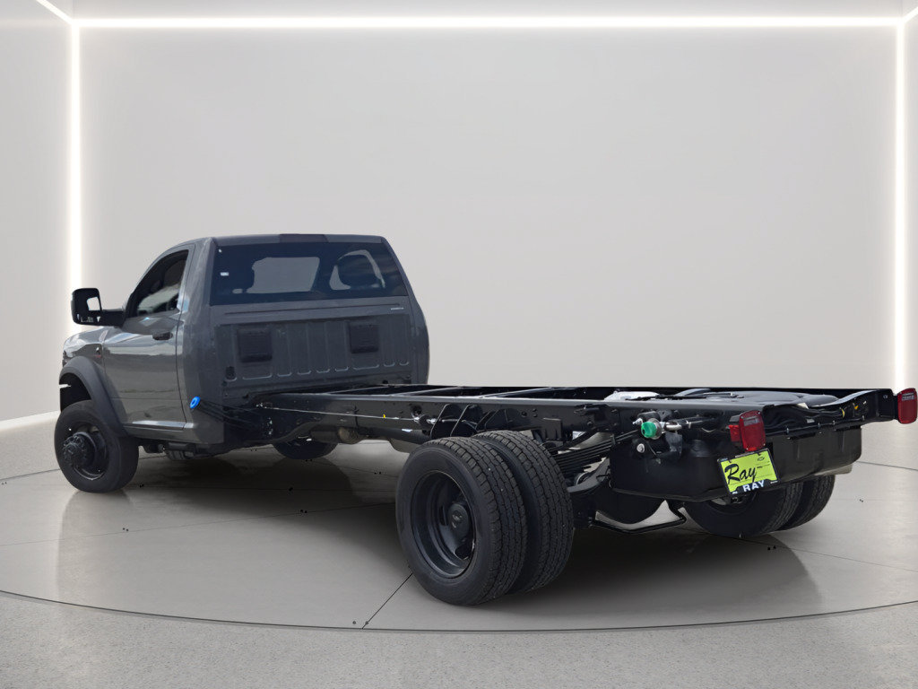 New 2026 RAM 5500 Tradesman AWD/4WD image 13