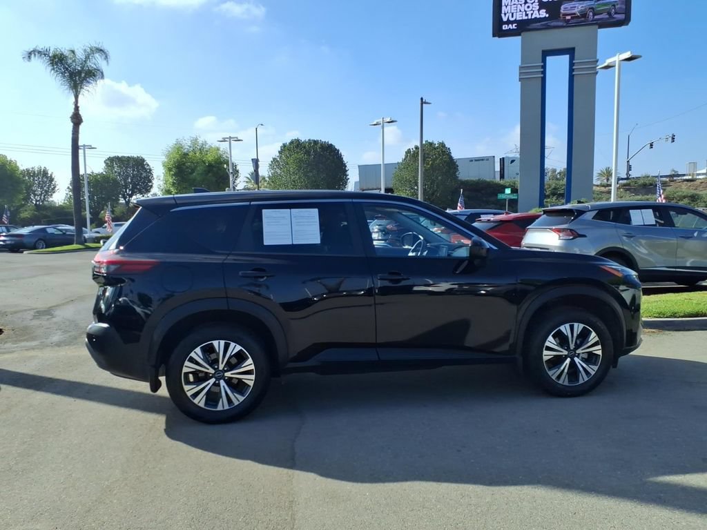 Certified 2023 Nissan Rogue SV AWD/4WD image 4