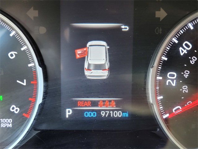 Used 2020 Toyota RAV4 XLE image 26