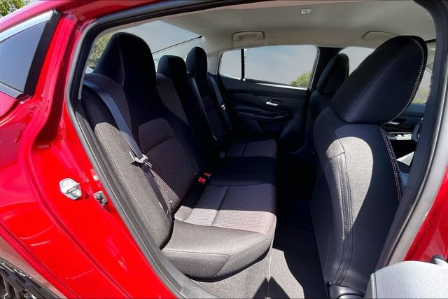 New 2026 Nissan Sentra SR w/ Floor Mat Package FWD image 10