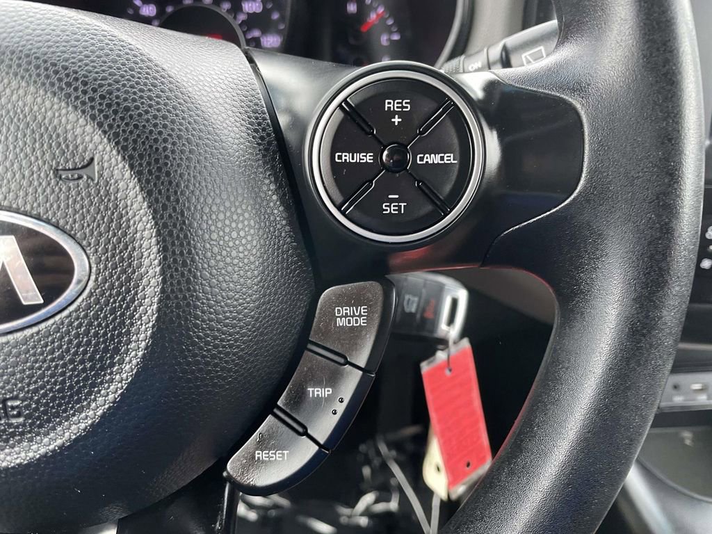 Used 2018 Kia Soul + image 31