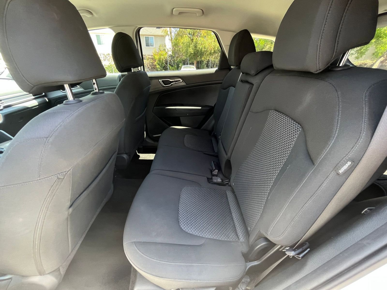 Used 2025 Kia Sportage LX FWD image 24