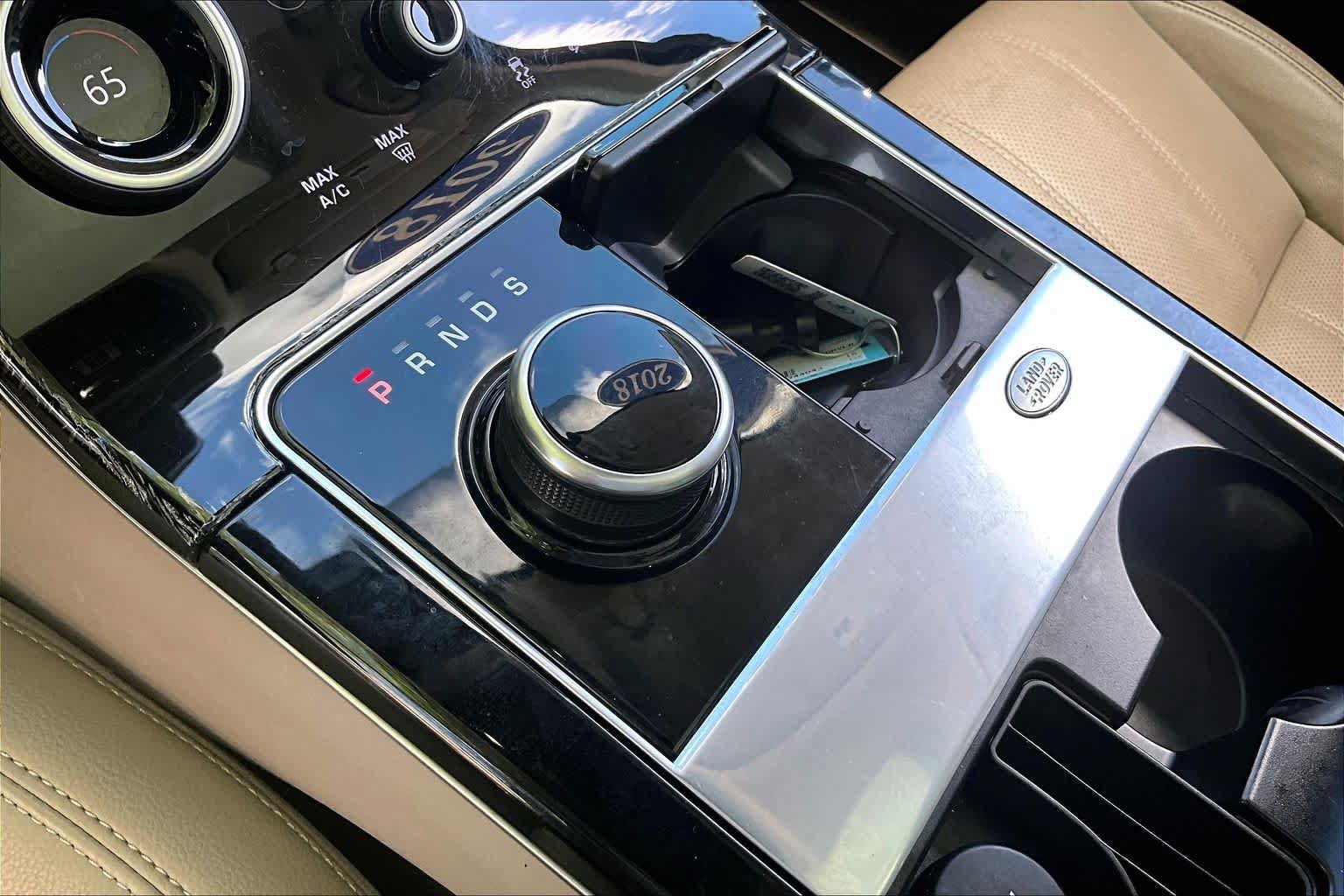 Used 2018 Land Rover Range Rover Velar S AWD/4WD image 17