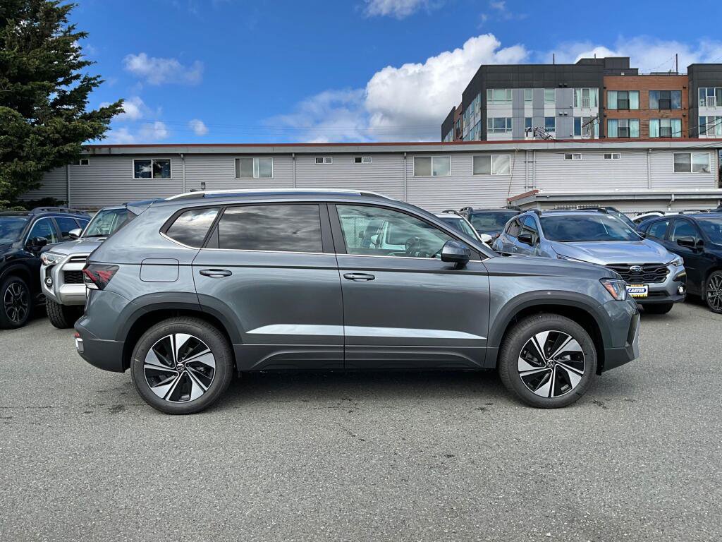 New 2026 Volkswagen Taos SE AWD/4WD image 10