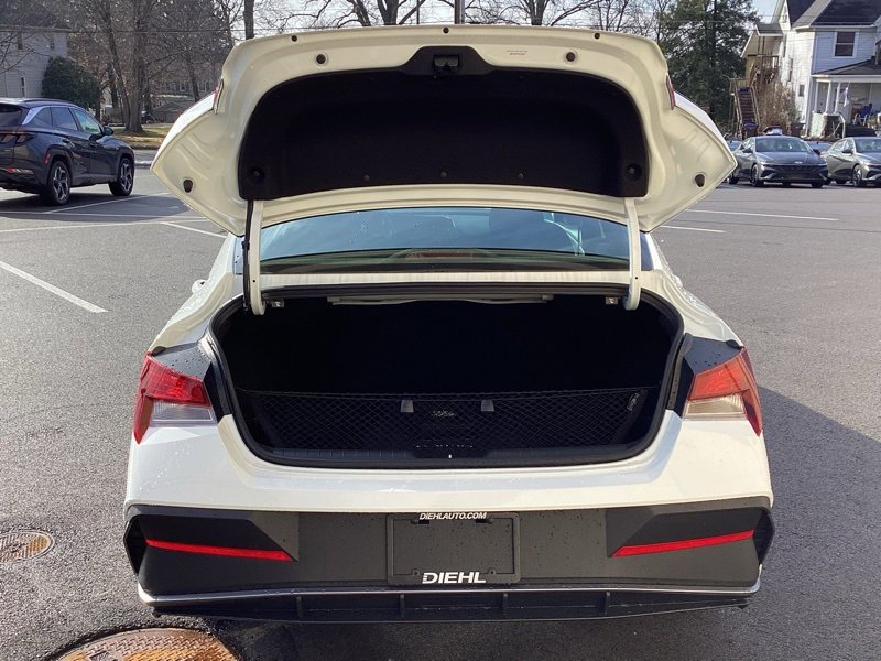 New 2026 Hyundai Elantra Sport image 10