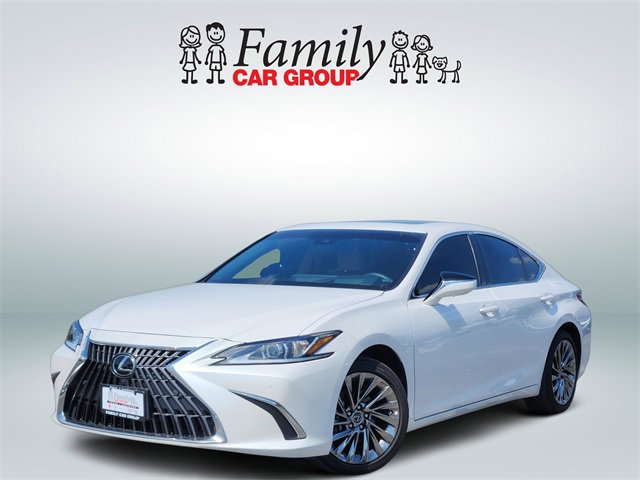Used 2024 Lexus ES 300h w/ Luxury Package