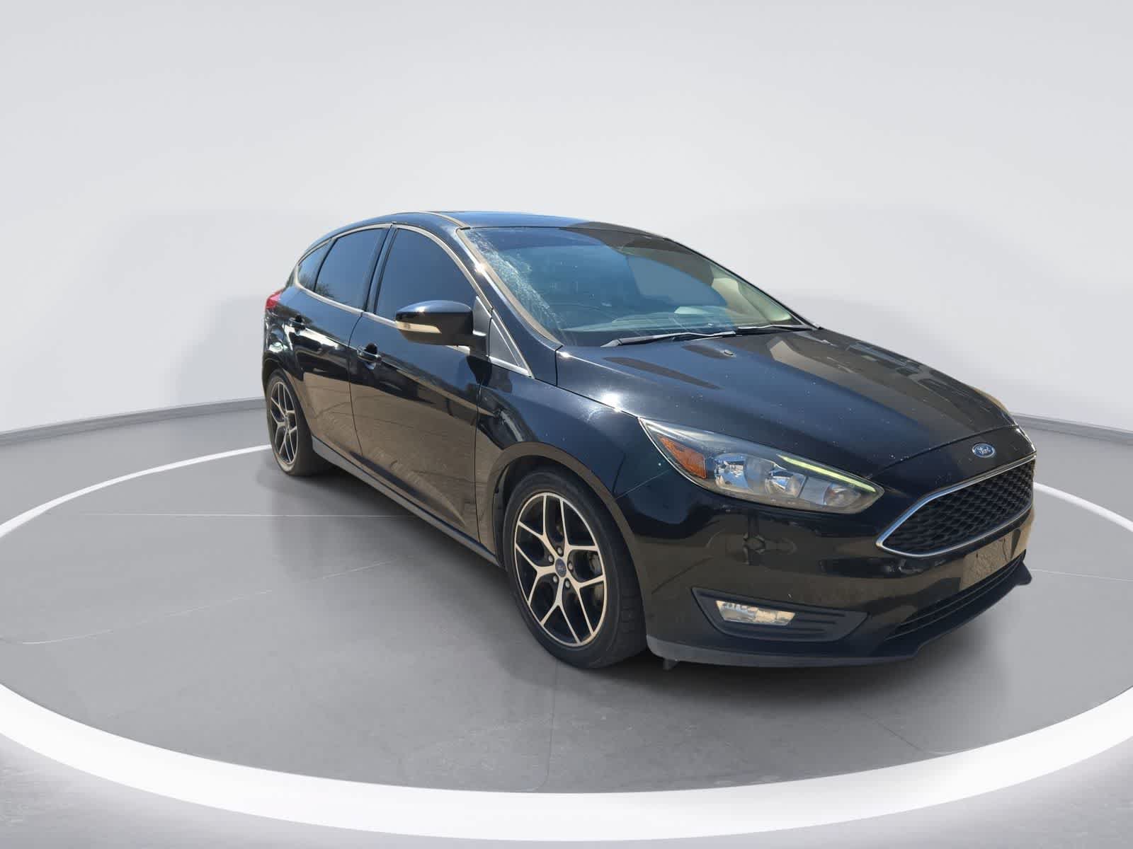Used 2018 Ford Focus SEL FWD image 2