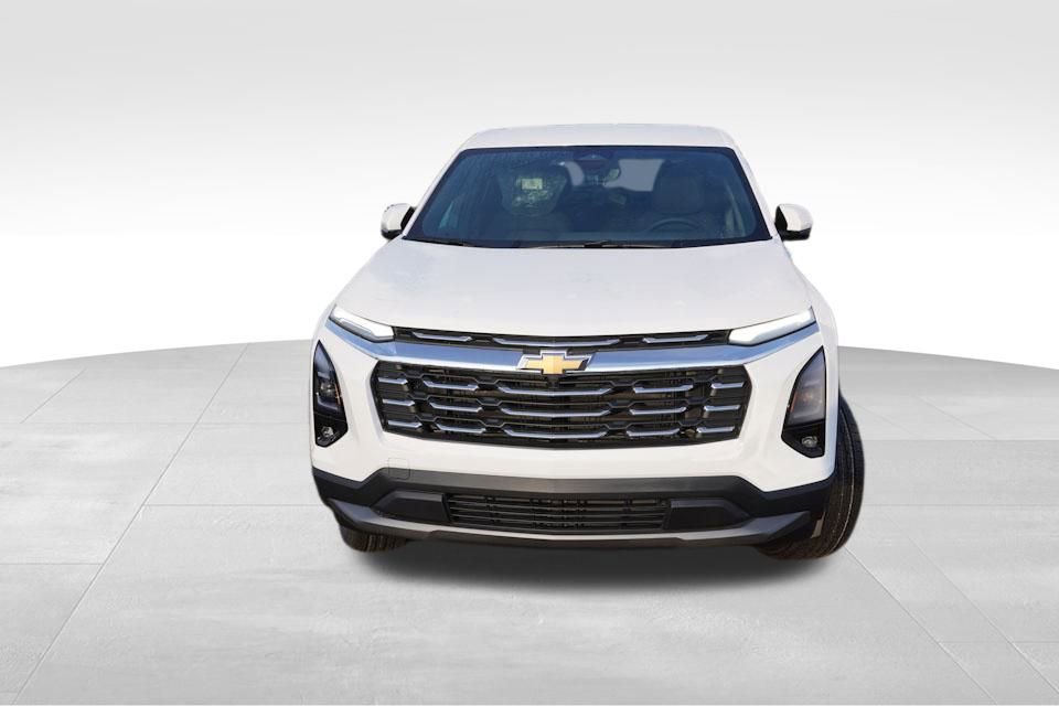New 2026 Chevrolet Equinox LT w/ Safety and Technology Package FWD image 8
