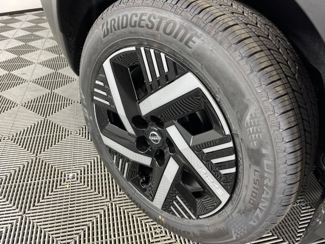 New 2026 Nissan Kicks SV w/ Cold Weather Package FWD image 16