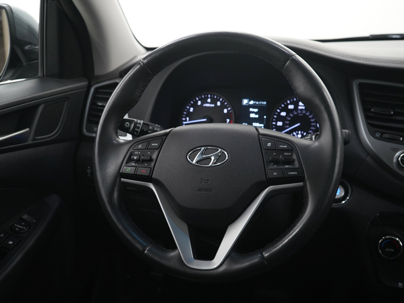 Used 2018 Hyundai Tucson Limited w/ Ultimate Package 02 AWD/4WD image 12