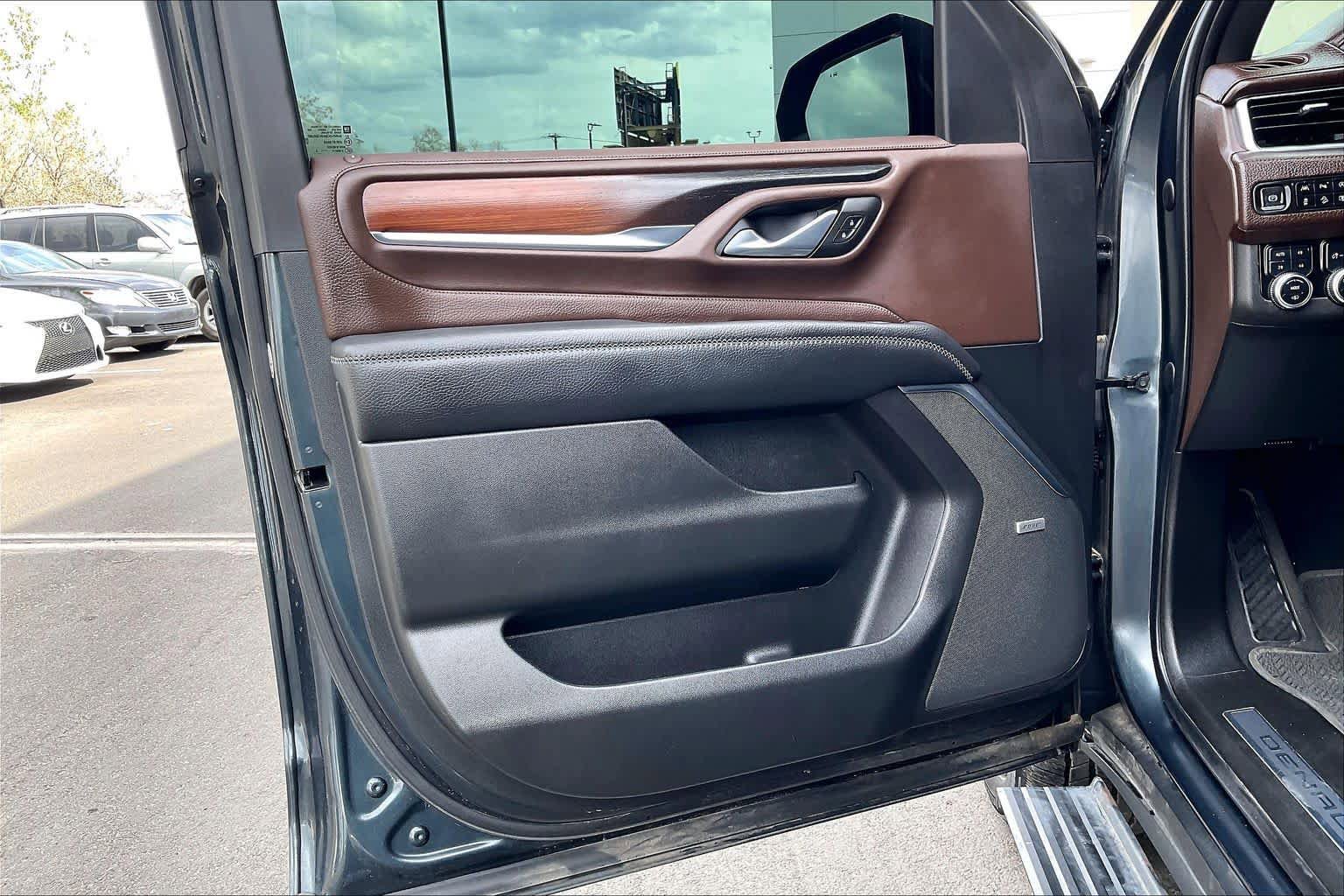Used 2022 GMC Yukon Denali w/ Max Trailering Package image 21