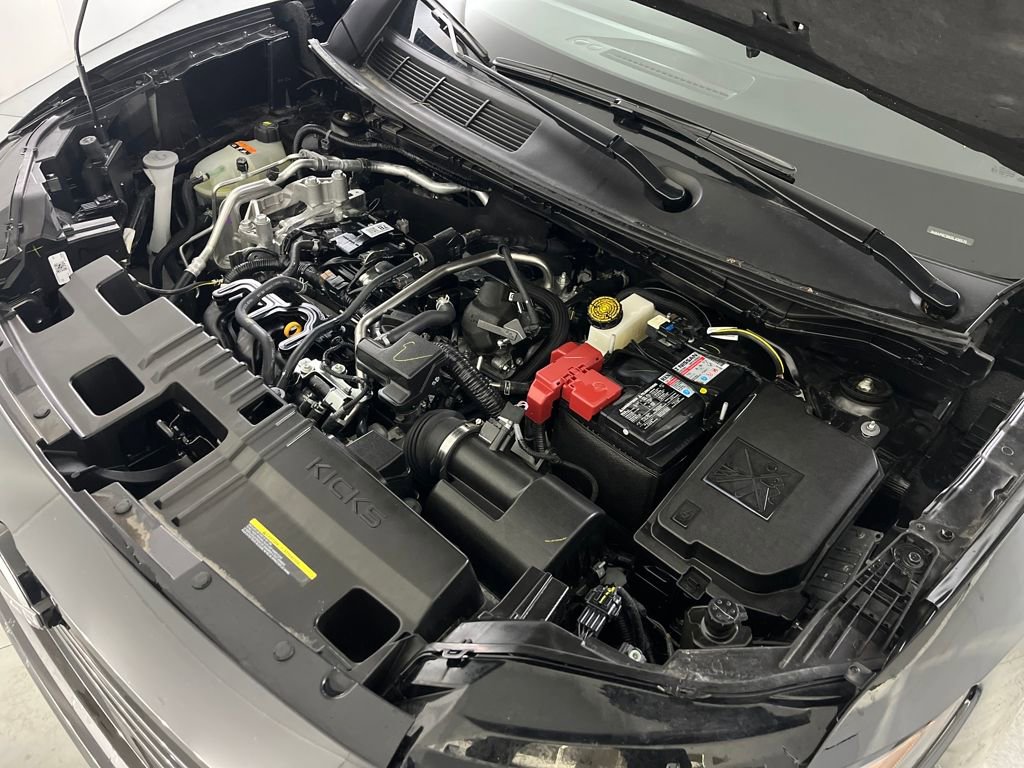 Used 2025 Nissan Kicks SV image 11